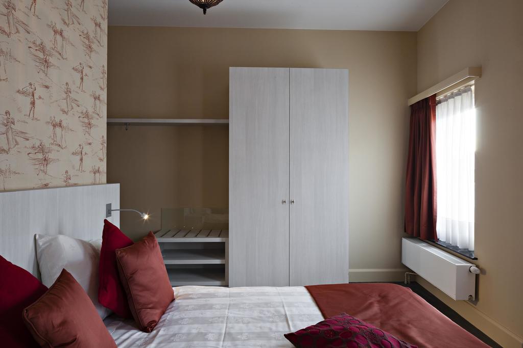 Hotel Duivels Paterke Harelbeeksestraat 29, 8500 Courtrai Extérieur photo